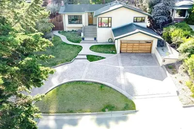 Image de New! Coastal Serene Home in the Heart of Monterey!