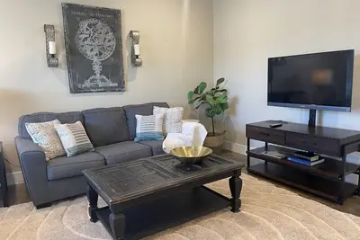 Image de The Retreat at Belmont Village! Under 5 minutes from Baylor New Neighborhood