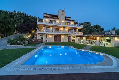 Image de Maison de vacances Kalonyktis pour 1 - 24 personnes avec 10 chambres à coucher - Maison de vacances