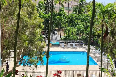 Image de Unique, Top of the Line Ocean View in Makaha