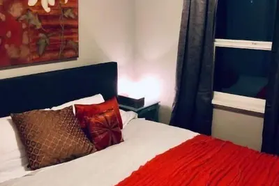 Image de Indulge Wem from Nearby Renovated 4Bdrm Bungalow