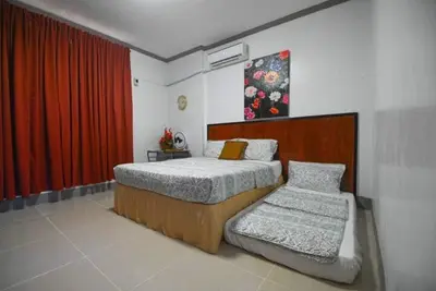 Image de Ave Homes-2 Storey House w/ 3 Bdrms, 2 living room