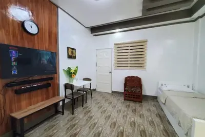 Ave Homes (A1)-Studio Apt. w/ Prkg, Netflix, Wi-Fi