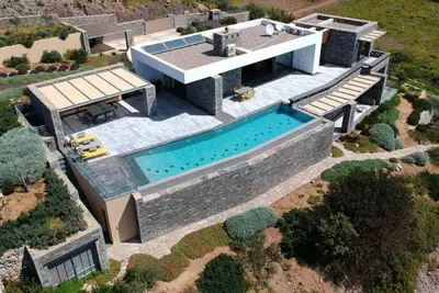 Image de Unique Location Seafront Villa