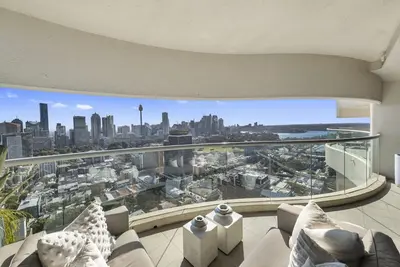 Image de The ultimate luxury apt w panoramic harbour bridge views