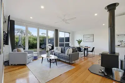 Image de The Dolphin Cottage - 250m to bay beach