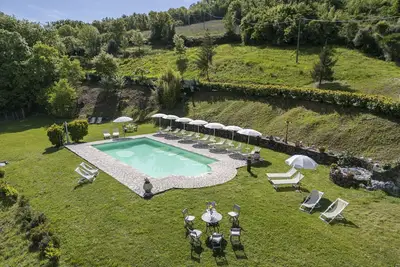 Image de Appartement dans une maison de vacances avec Wifi, piscine, véranda, vue panoramique, parking