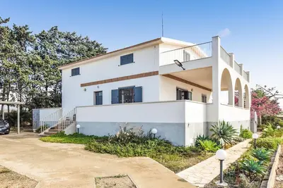 Superbe maison à Santa Croce Camrina