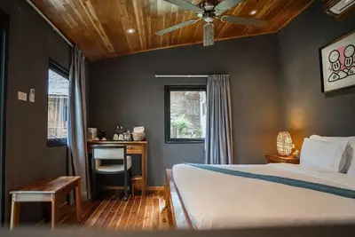 Image de The Namkhan_Art Deluxe Family Room_Luxurious Bungalow in the Nature