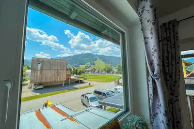 Image de Appartement avec balcon et vue magnifique sur les montagnes