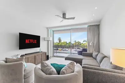 Stunning Eagle Beach Condo at O Condo 13 by Bocobay