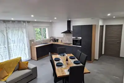 Image de Appartement tout confort \" L'Abri des Pies \"