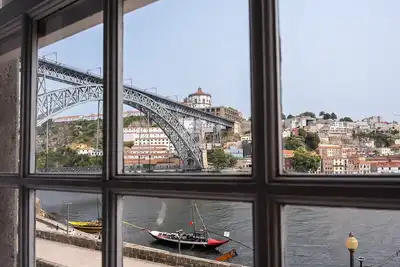 Image de GuestReady - Ribeira yellow with Douro River views