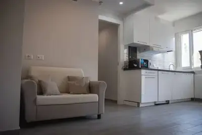 Image de 1 Minuto a Piedi Dalla Metropolitana - Rome Essence