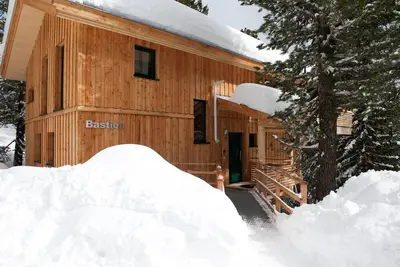 Image de Chalet \"Bastion\" avec vue sur la montagne, terrasse privée, sauna et Wi-Fi