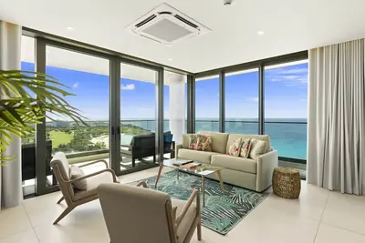 Image de B-1601 Superbe  2 chambres vue mer