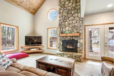 Image de Crystal Pines