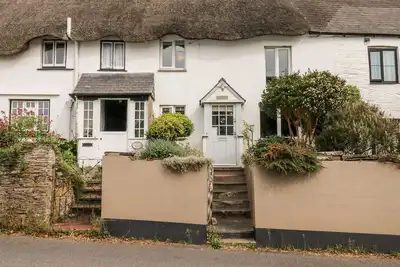 Image de Alexander'S Cottage, pet friendly, with a garden in Frogmore