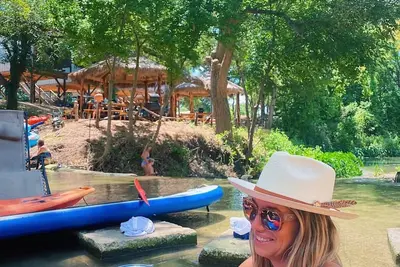 # 7 Son’s Rio Cibolo Safari Cabin