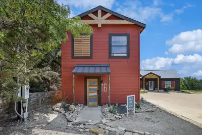 Image de Cabin 16: Take A Hike