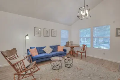 Image de Murfreesboro Bungalow Close to Middle Tennessee State University!