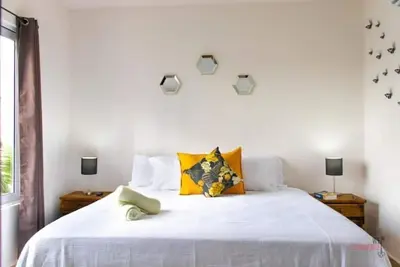 Image de New lakefront depa