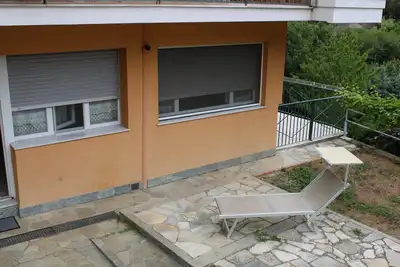 Image de Appartement \"Il Faro\" avec terrasse et jardin privés