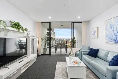 Image de City Beach Escape Wollongong Waterside Serenity