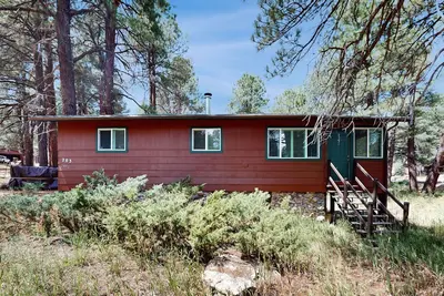 Image de Cozy woodland with fireplace & patio, near trails, Flagstaff & national forest
