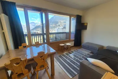 Image de Appartement skis aux pieds, balcon vue montagne, Wifi, 4 pers.