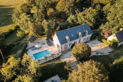 Image de Grand gîte 13 personnes de caractère piscine et spa