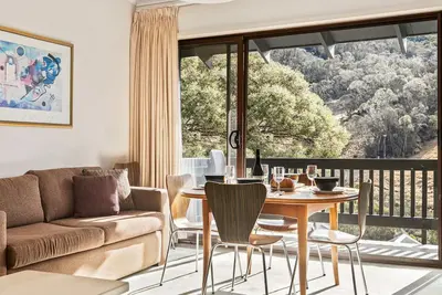 Image de Mowamba D5 ideally located in the very centre of Thredbo Village.