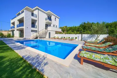 Image de Appartement de vacances avec piscine extérieure commune