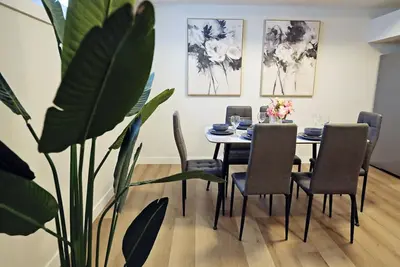 Image de Downtown Suite King Beds|Long Stays|Disney+