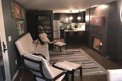 Image de Warren Dunes on Lake Michigan-Hot Tub-Woodburning Fireplace-Two Bedroom/TwoBath\n