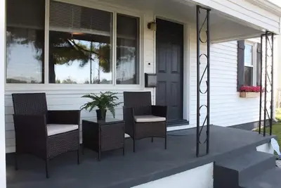 Image de Newly Remodeled Home near Downtown