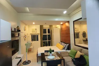 Image de Cozy Spacious Fully Furnished Wil Tower Condo at the heart of Quezon City