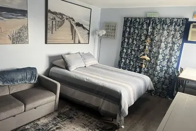 The Great Escape Ii. Newly renovated and beautiful Unit on Hampton Beach.