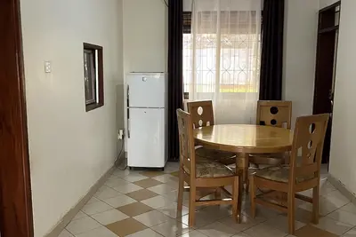 Image de Inviting 3-Bed House in Akright City Jennifers