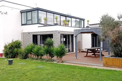 Image de La villa des Amiets /piscine chauffée à proximité de la splendide plage Amiets