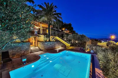Image de Villa Tomislav Split - Secluded Mediterranean hacienda