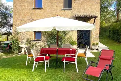 Image de Beautiful Dimora Civita Of Bagnoregio -3 bedrooms 2 bathrooms-family-garden-whole house