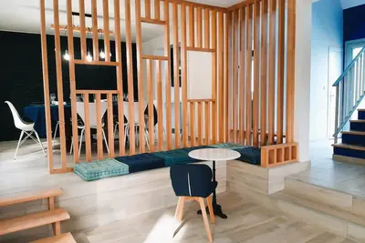 Image de La Belle du Bois, maison à l'orée de la forêt de Grimbosq en Suisse Normande.