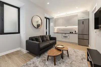 Image de Waou Essence Iii Latina