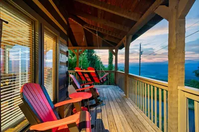 Image de *Relaxing 3bdr Cabin Near Town + Majestic Views! *