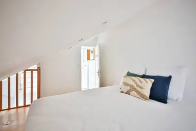 Image de 01. Duplex near Tour Eiffel & Montparnasse Station