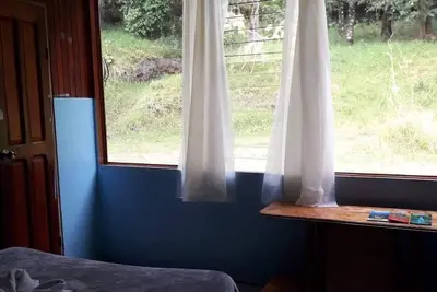 Image de beautiful place a farm. With lots of nature and animals. cozy and quiet cabin.