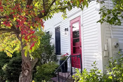 Image de Downtown Bethel Village Home - Walk to Shopping, Dining, Activities, Events!