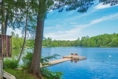 Image de Muskoka Private & Peaceful Waterfront Cottage. Lake-View Panoramic Sauna