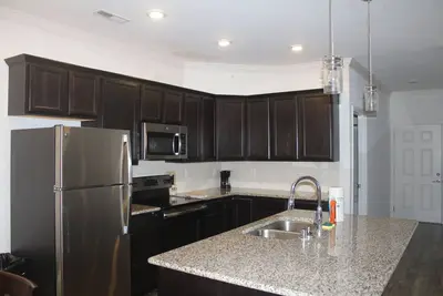 Image de Furnished 2-bedroom apartment on the Southwest side of Lexington!